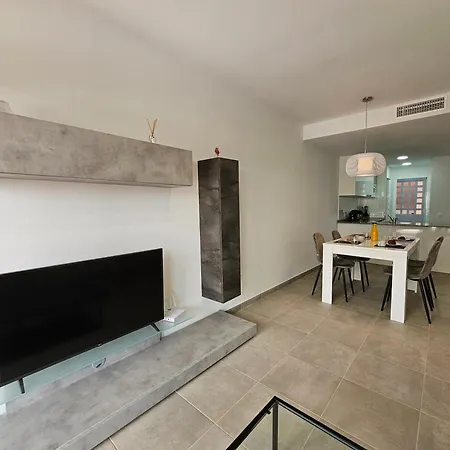 Apartamento Casa Verano Piso Con 2 Piscina Compartida Y Jardin