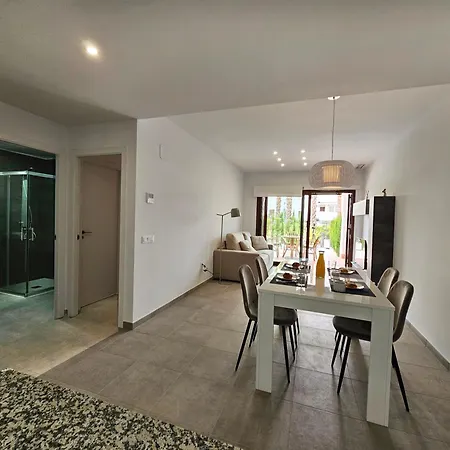 Casa Verano Piso Con 2 Piscina Compartida Y Jardin Apartamento
